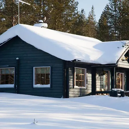 Tunturilapin Tuvat Chalet *