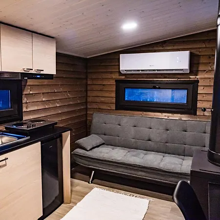 Tunturilapin Tuvat Chalet *
